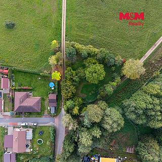 Prodej stavební parcely 978 m&sup2; Zdechovice