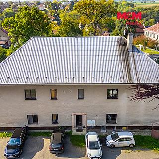 Pronájem bytu 2+kk 64 m&sup2; Velké Všelisy