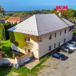 Pronájem bytu 3+1 85 m&sup2; Velké Všelisy