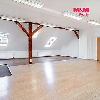 Pronájem kanceláře 104 m&sup2; Česká Lípa