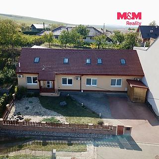 Prodej rodinného domu 350 m&sup2; Kobylí