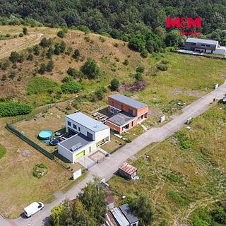 Prodej stavební parcely 933 m&sup2; Květnice