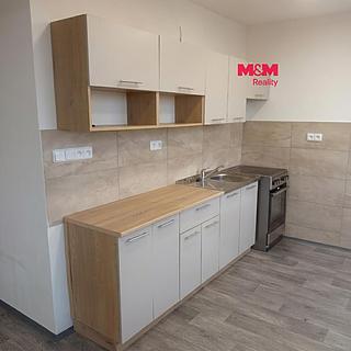 Pronájem bytu 3+kk 70 m&sup2; Sedlčany