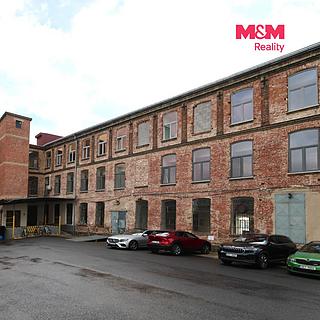 Pronájem kanceláře 520 m&sup2; Krnov