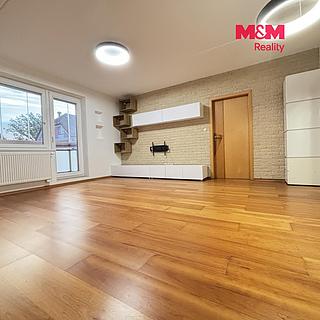 Pronájem bytu 3+kk 70 m&sup2; Pelhřimov