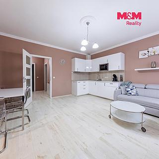 Pronájem bytu 3+kk 80 m&sup2; Karlovy Vary