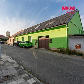 Prodej činžovního domu 336 m&sup2; Pečky