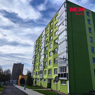 Pronájem bytu 1+1 36 m&sup2; Rovná