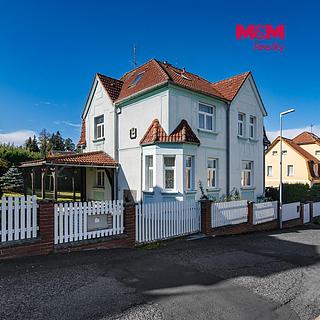 Prodej rodinného domu 250 m&sup2; Šluknov