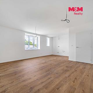 Pronájem bytu 2+kk 47 m&sup2; Březina