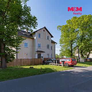 Pronájem bytu 5+1 a více 98 m&sup2; Cheb