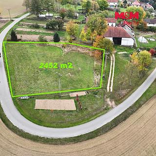 Prodej zahrady 2452 m&sup2; Dobroutov