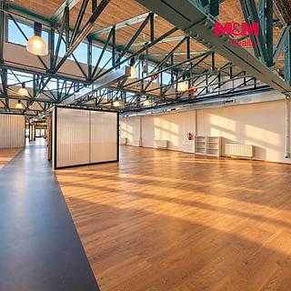 Pronájem kanceláře 706 m&sup2; Praha