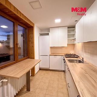 Pronájem bytu 3+1 67 m&sup2; Pardubice
