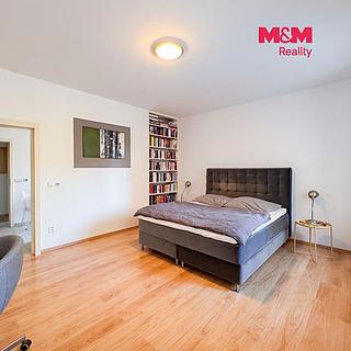 Pronájem bytu 1+1 37 m&sup2; Praha