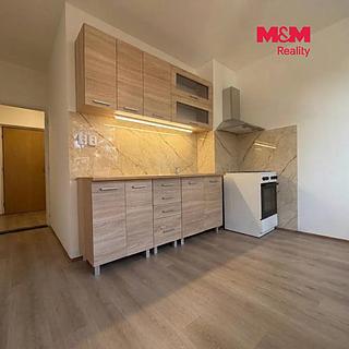Pronájem bytu 2+1 63 m&sup2; Chomutov
