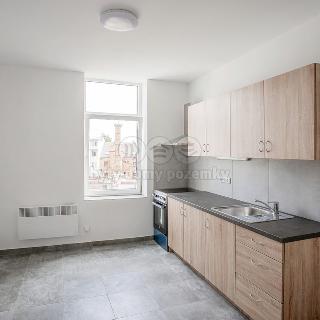 Pronájem bytu 1+1 45 m² Sokolov, Nádražní