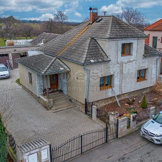 Prodej rodinného domu 140 m² Okřesaneč