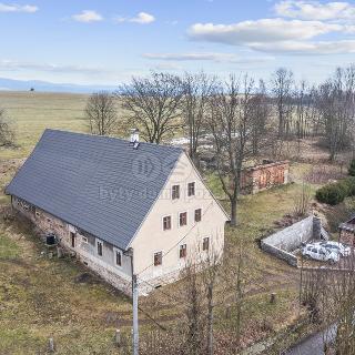 Prodej rodinného domu 280 m² Vernéřovice