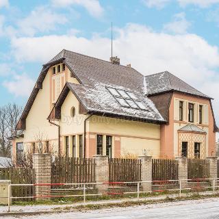 Pronájem rodinného domu 230 m² Kladno, Petra Bezruče