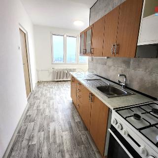 Pronájem bytu 2+1 61 m² Louny, Čs. armády