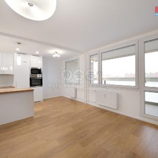 Prodej bytu 3+kk 78 m² Praha, Zelenohorská