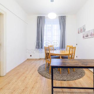 Pronájem bytu 2+kk 50 m² Praha