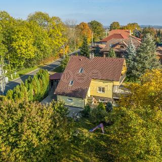 Prodej rodinného domu 196 m² Křížkový Újezdec