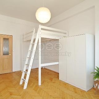 Prodej bytu 1+kk a garsoniéry 23 m² Praha, Veverkova