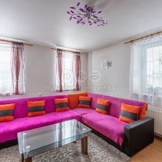 Prodej rodinného domu 111 m² Kněževes, Libušina