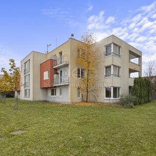 Prodej bytu 3+kk 83 m² Hostivice, Toskánská