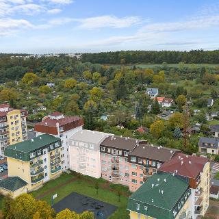 Pronájem bytu 1+kk a garsoniéry 33 m² Kladno, Vojtěcha Lanny