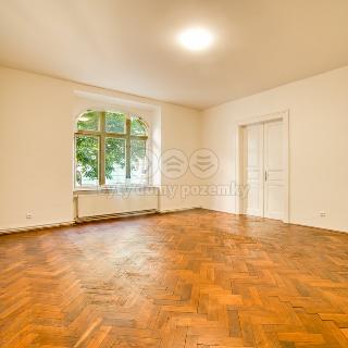 Prodej bytu 2+1 90 m² Plzeň, Kardinála Berana