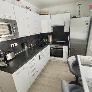 Prodej bytu 2+1 55 m² Karviná, Víta Nejedlého