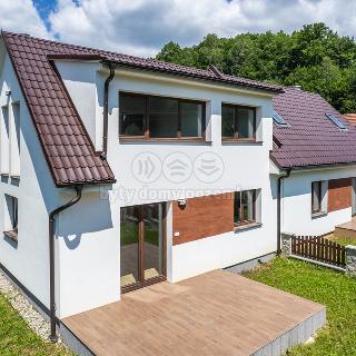 Prodej rodinného domu 109 m² Valašská Senice