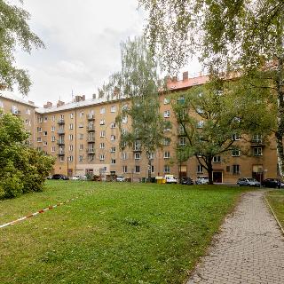 Prodej bytu 2+1 64 m² Ostrava, Porubská