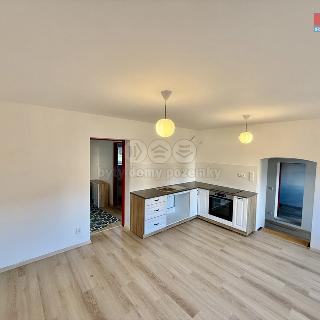 Pronájem rodinného domu 65 m² Kotvrdovice