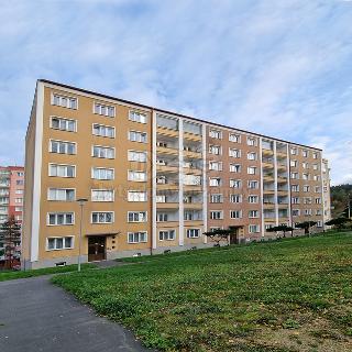 Pronájem bytu 3+1 72 m² Karlovy Vary, Budovatelů