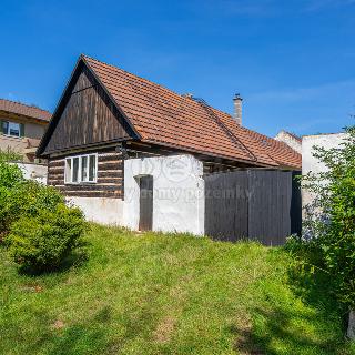 Prodej rodinného domu 165 m² Lužná, Masarykovo nám.