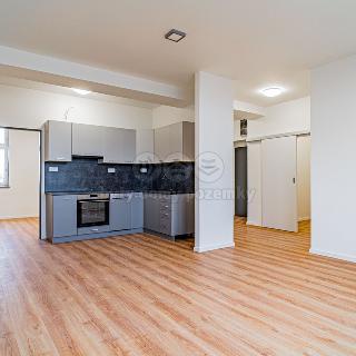 Pronájem bytu 3+kk 69 m² Ostrava, 28. října