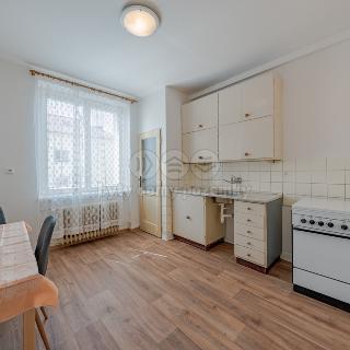 Prodej bytu 1+1 40 m² Vsetín, Zahradní