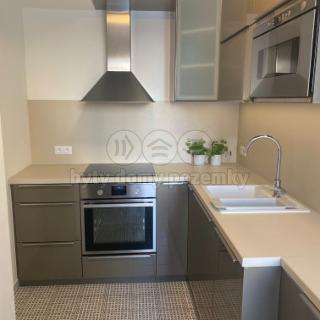 Prodej bytu 2+1 55 m² Praha