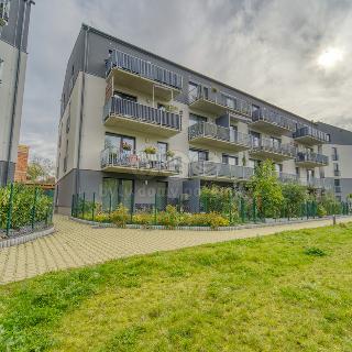 Prodej bytu 4+kk 84 m² Tuchoměřice, V Kněžívce