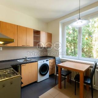 Pronájem bytu 2+1 56 m² Zlín, Sokolská