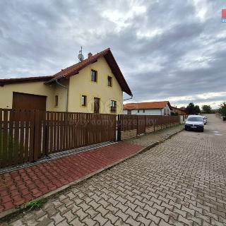 Prodej rodinného domu 102 m² Postřižín, Pod Vinicí