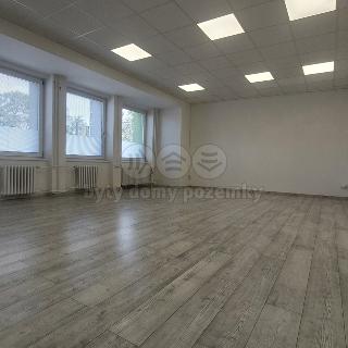 Pronájem obchodu 55 m² Český Těšín, Jablunkovská