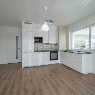 Pronájem bytu 3+kk 78 m² Beroun, U Židovského hřbitova