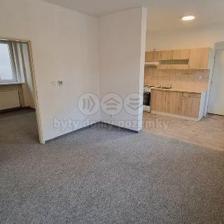 Pronájem bytu 2+kk 39 m² Kladno, Zádušní