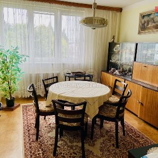 Pronájem bytu 3+1 81 m² Rychvald, Náměstí Míru