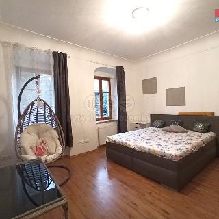 Pronájem bytu 2+1 63 m² Šternberk, Radniční